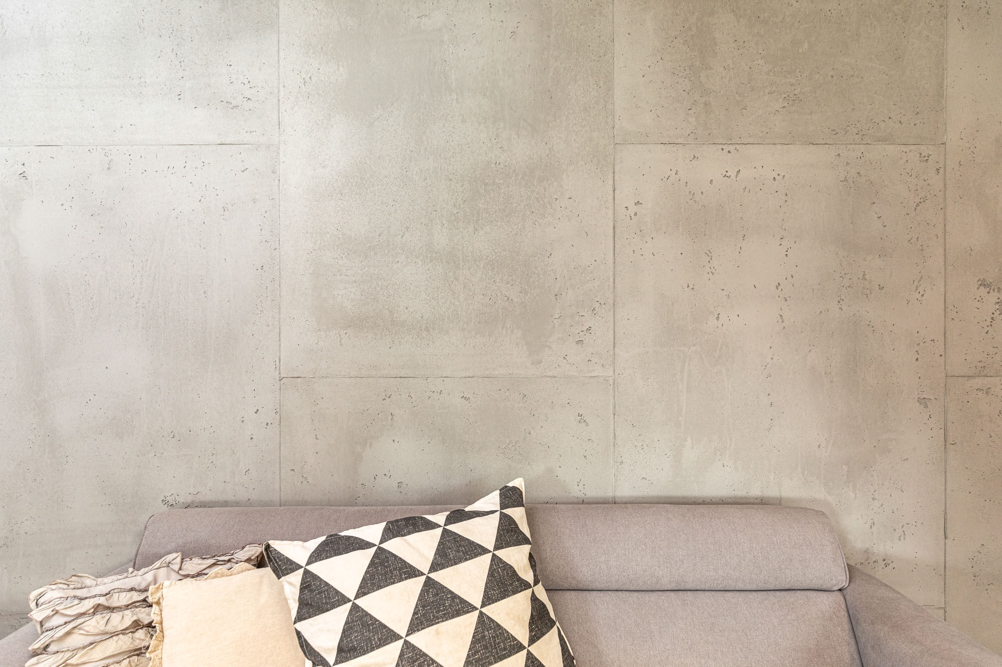 Frescolori in Betonoptik im Wohnhaus Heiden, Modernes Wohnhaus Heiden
