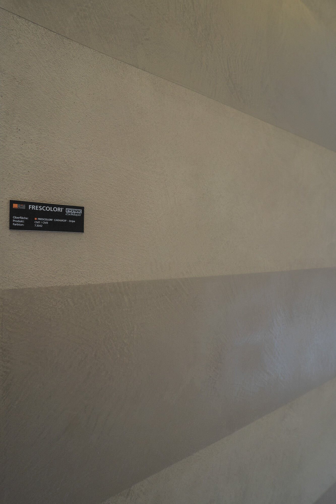 Detail eines Marmorputzes von Frescolori im Flur, Flurbereich Marmorputz Frescolori