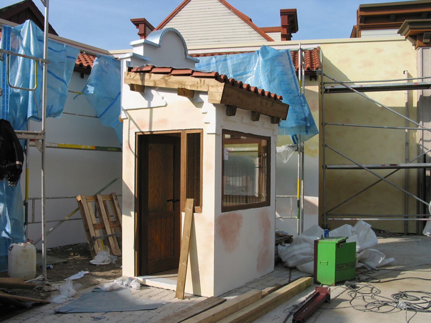 Fassade im Moviepark Bottrop mit Themenbemalung, Moviepark Bottrop