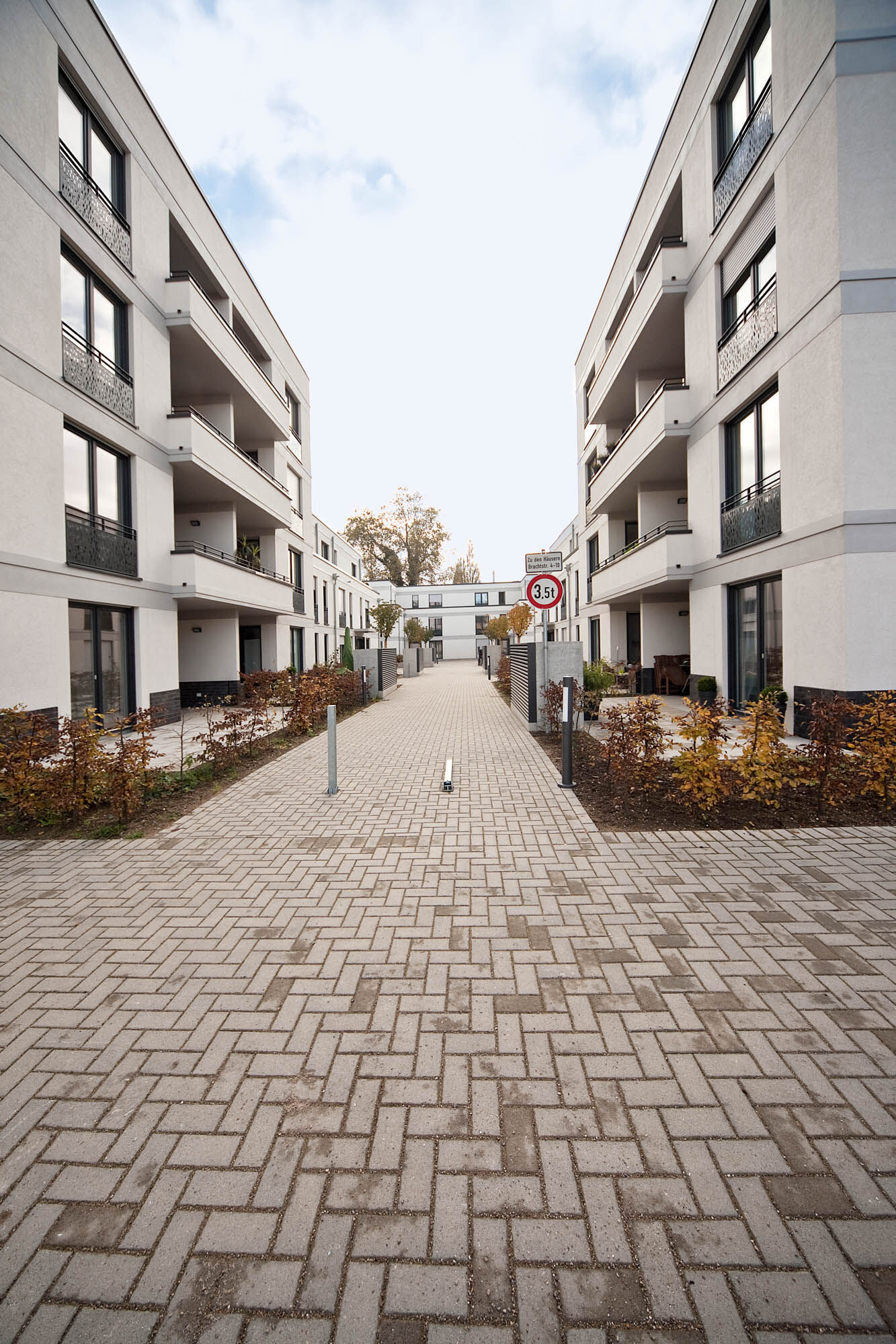 Zwischengang am Neubau Färberstraße in Düsseldorf, Neubau Färberstraße Düsseldorf